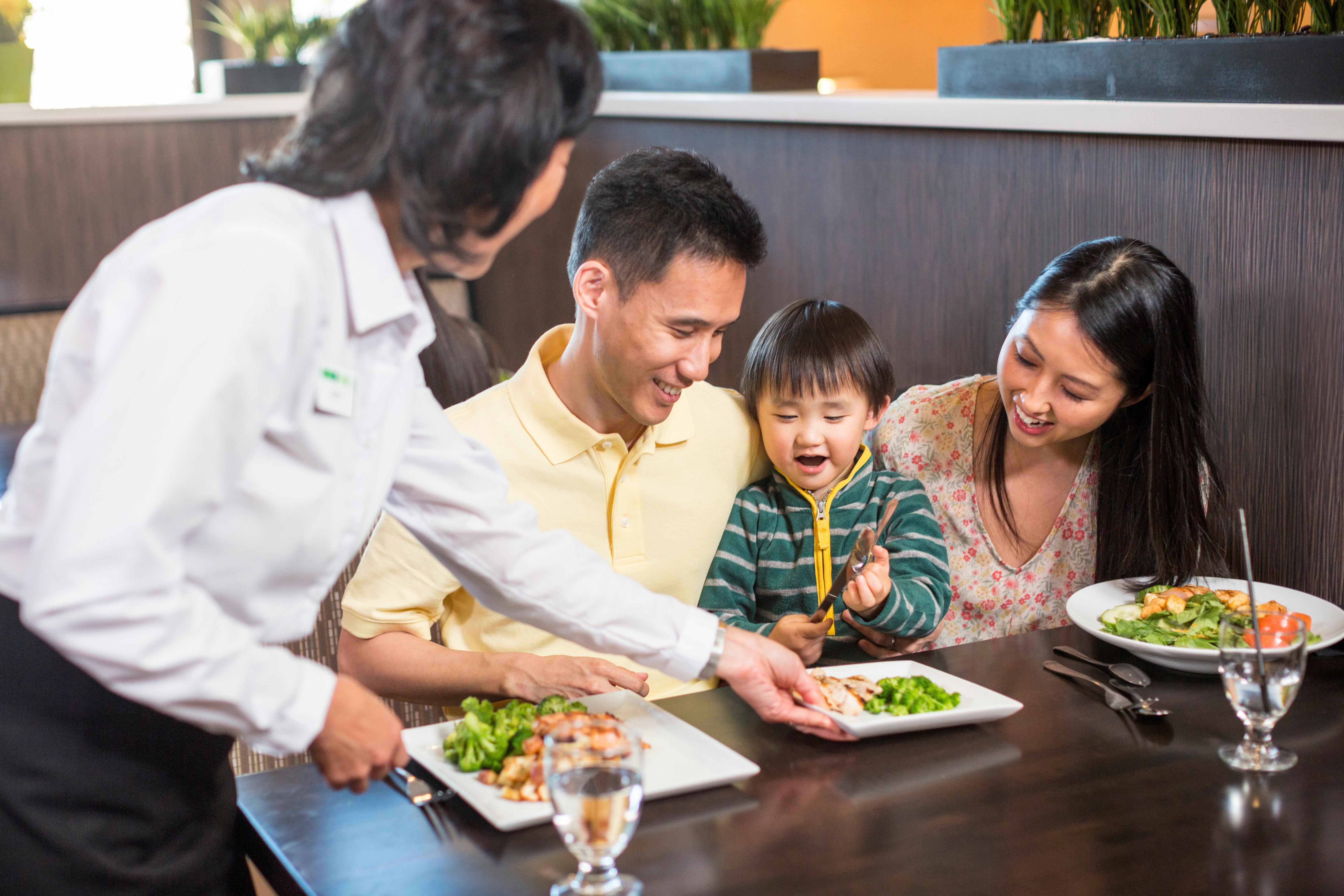 Holiday Inn - Columbus By Ihg Εξωτερικό φωτογραφία